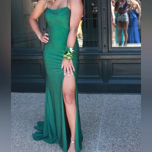 green emerald velvet dress Alyce Paris 62102 8 / Cobalt